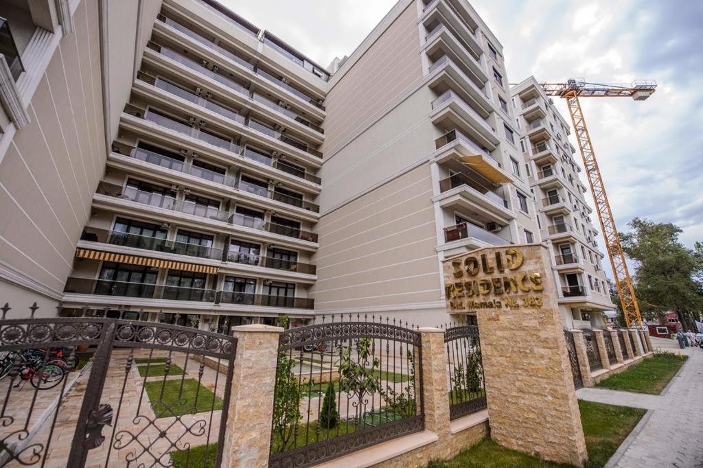 Midada Cazino Mamaia Apartment Bagian luar foto